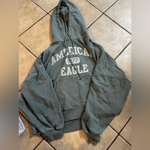 American Eagle Hoodie- oversized and comfy!